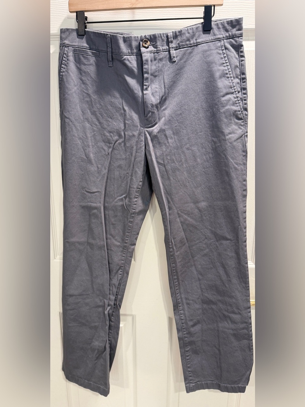 Men’s Goodfellow & Co Every Wear Chino Pants 34x30 Gray Classic Fit - Picture 2 of 10